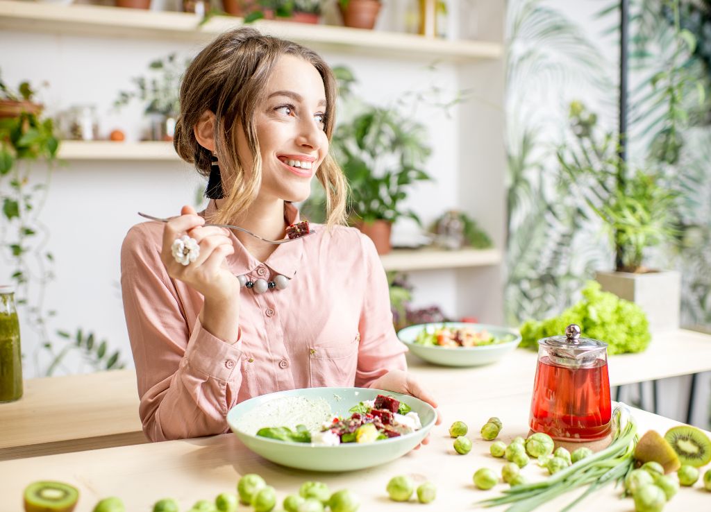 Nutricionista aconseja sobre el consumo de complementos alimenticios